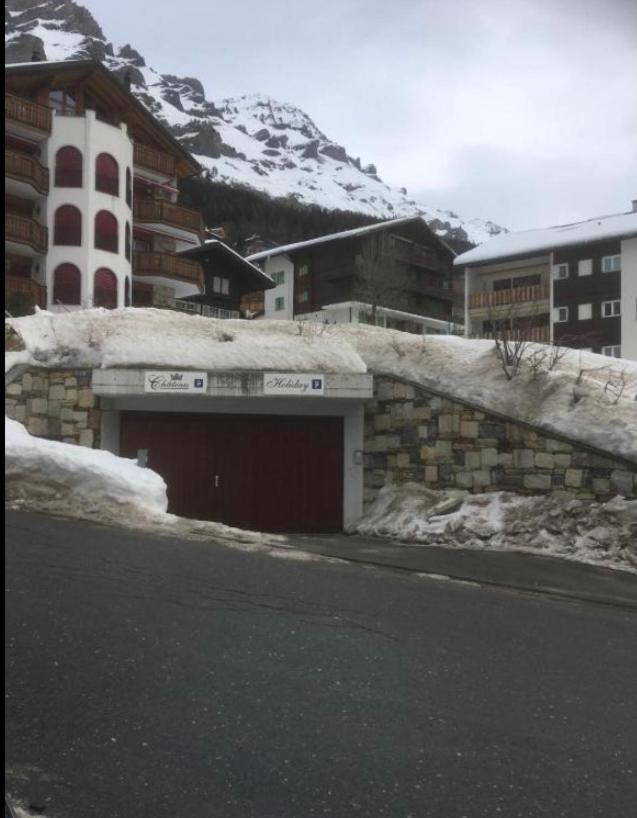 Holiday 88 Leukerbad Eksteriør billede